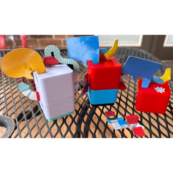 Lot of 3 Wendy's Restaurant Kid's Meal Collectible Robot Toys Plastic (READ) - Picture 2 of 3